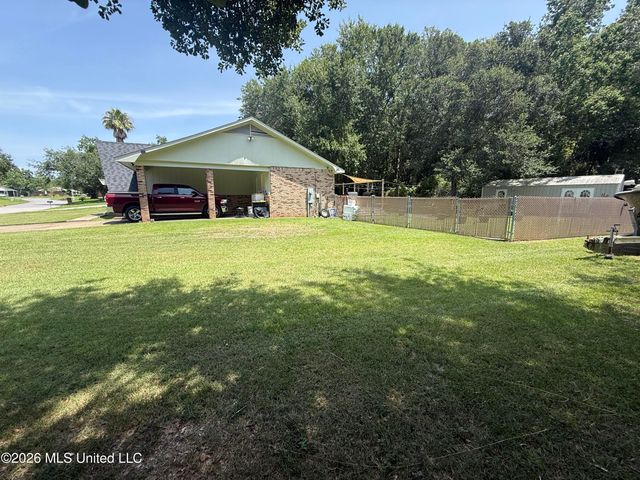 595 Neal Drive, D'iberville, MS 39540