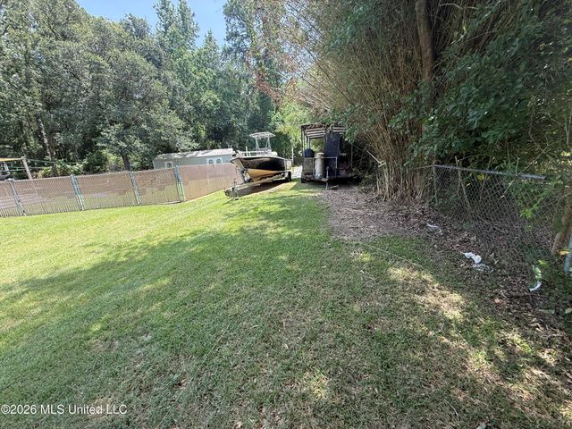 595 Neal Drive, D'iberville, MS 39540