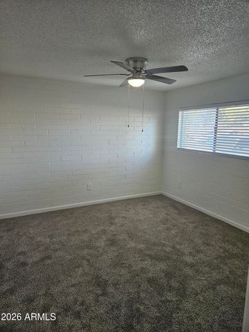 521 E BETHANY HOME Road, Phoenix, AZ 85012