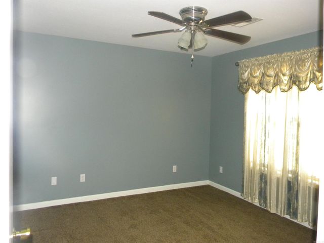 3206 Pin Oak Drive, Paragould, AR 72450