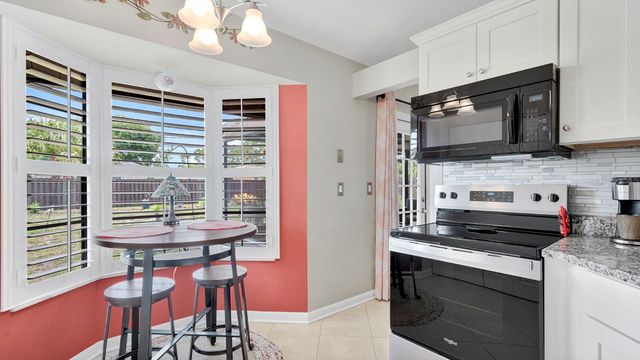 1080 HAMMACHER AVENUE SW, Palm Bay, FL 32908