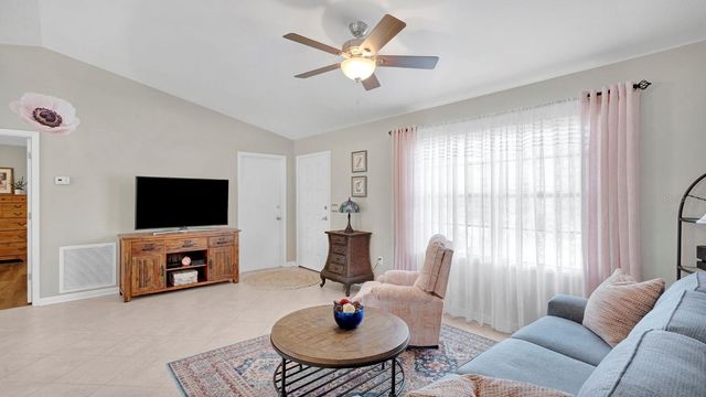 1080 HAMMACHER AVENUE SW, Palm Bay, FL 32908