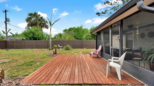 1080 HAMMACHER AVENUE SW, Palm Bay, FL 32908