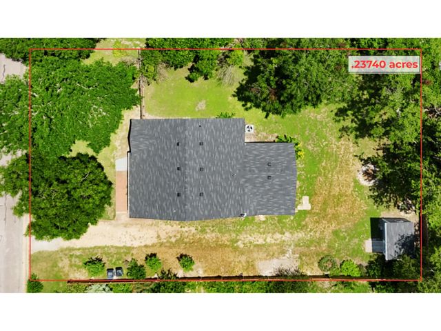103 E Hoopes Ave, Pflugerville, TX 78660