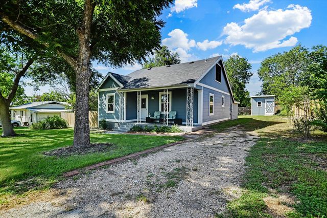 103 E Hoopes Ave, Pflugerville, TX 78660