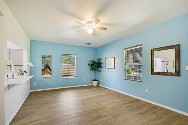 103 E Hoopes Ave, Pflugerville, TX 78660