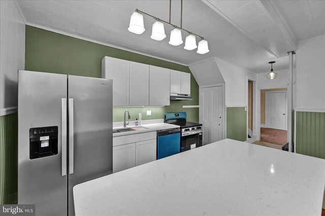 362 FRONT ST, Pottsville, PA 17901