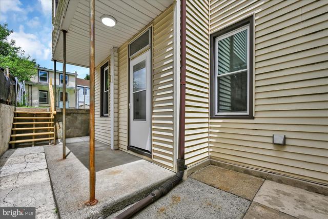 362 FRONT ST, Pottsville, PA 17901