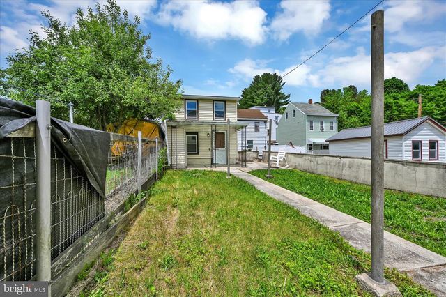 362 FRONT ST, Pottsville, PA 17901