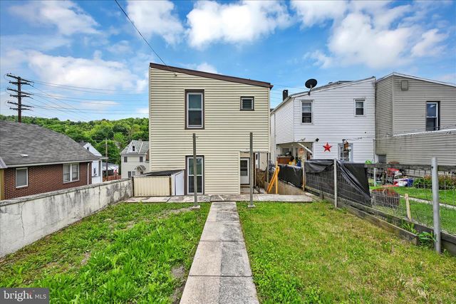 362 FRONT ST, Pottsville, PA 17901