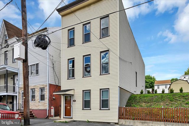 362 FRONT ST, Pottsville, PA 17901