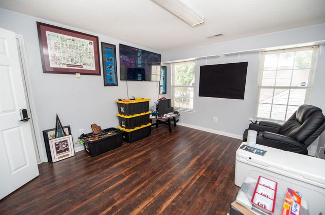 236 Bonnie Woods Drive, Greenville, SC 29605