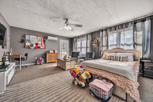 2814 Montvale RD, Roanoke, VA 24015