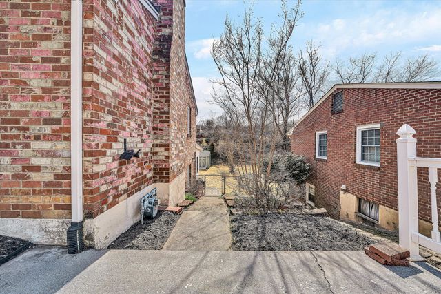 2814 Montvale RD, Roanoke, VA 24015