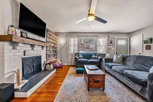 2814 Montvale RD, Roanoke, VA 24015