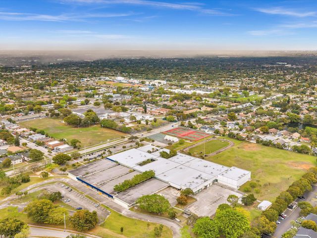 7430 Kimberly Boulevard 102d, North Lauderdale, FL 33068