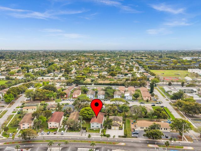 7430 Kimberly Boulevard 102d, North Lauderdale, FL 33068