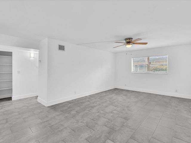 7430 Kimberly Boulevard 102d, North Lauderdale, FL 33068