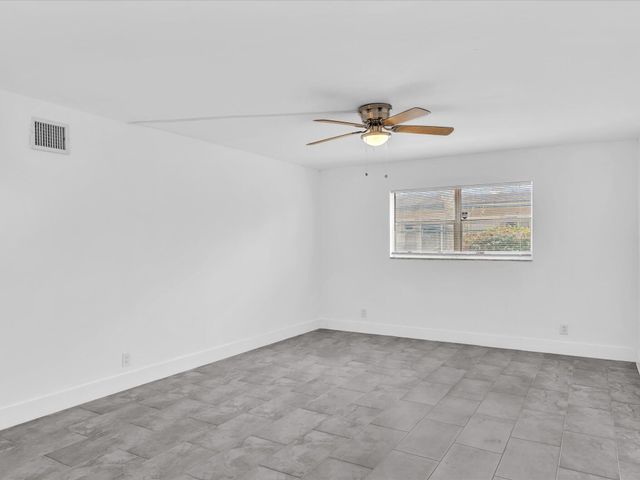 7430 Kimberly Boulevard 102d, North Lauderdale, FL 33068