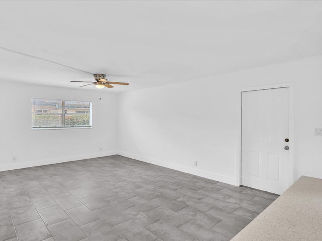 7430 Kimberly Boulevard 102d, North Lauderdale, FL 33068