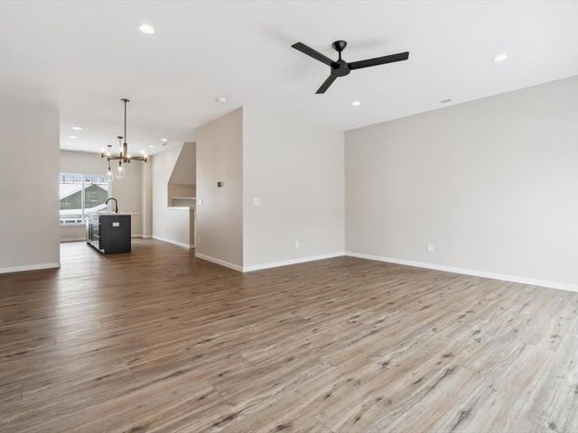 946 Dubs Drive, Iowa City, IA 52246