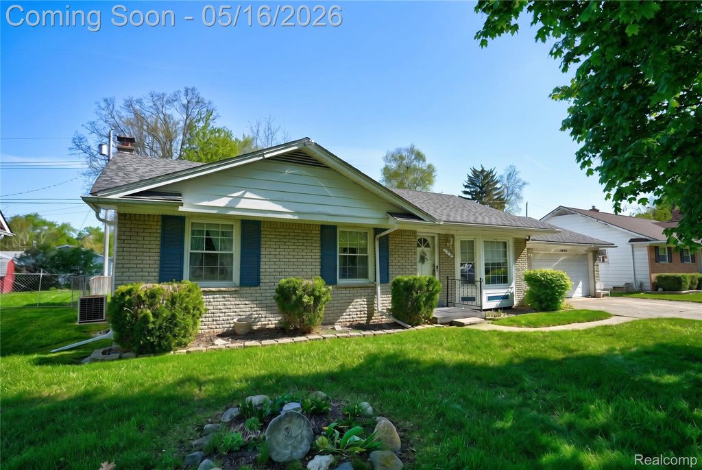 1424 W Judd Road, Flint Charter Township, MI 48507