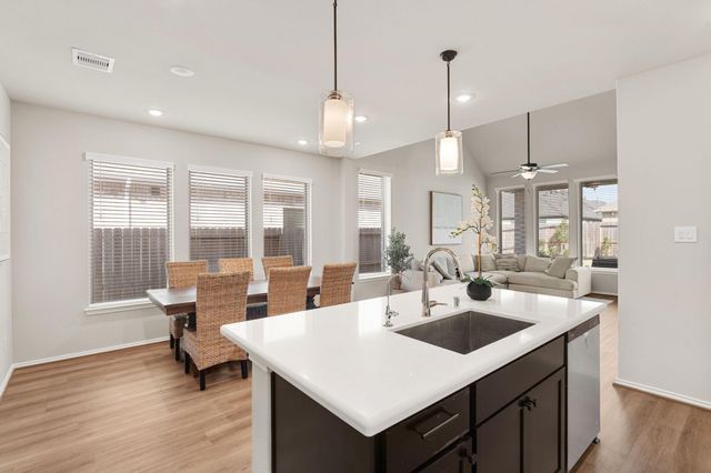 10707 River Walk Drive, Missouri City, TX 77459