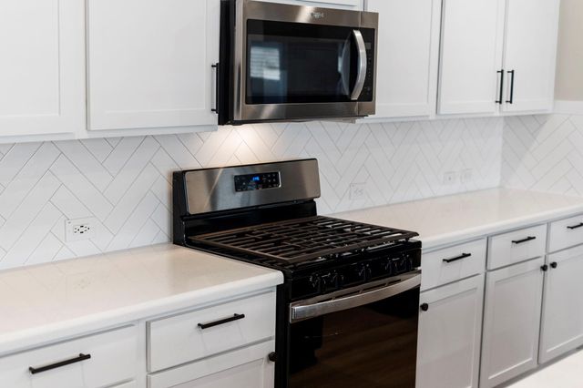 10707 River Walk Drive, Missouri City, TX 77459