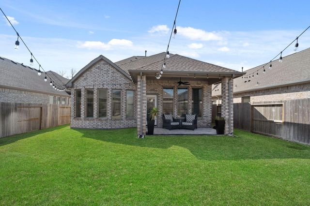 10707 River Walk Drive, Missouri City, TX 77459