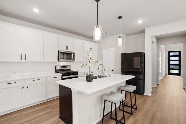 10707 River Walk Drive, Missouri City, TX 77459