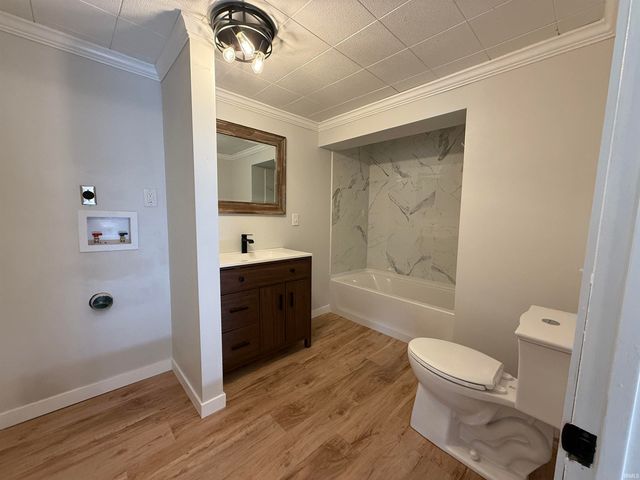 1107 N Lima Road, Kendallville, IN 46755