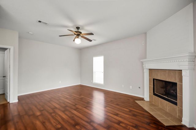 2068 Briar Grove Drive, Conroe, TX 77301