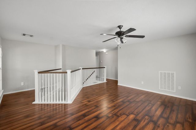 2068 Briar Grove Drive, Conroe, TX 77301