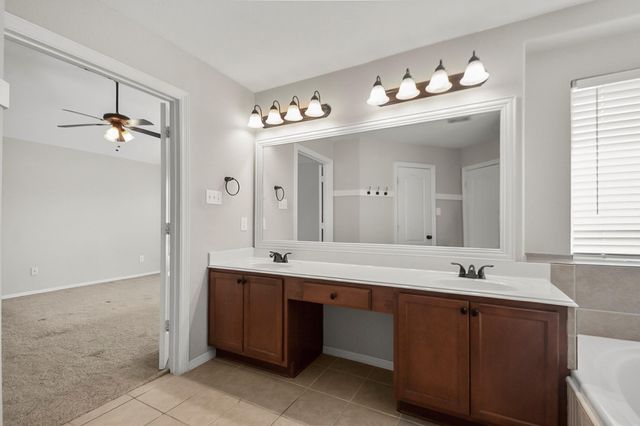 2068 Briar Grove Drive, Conroe, TX 77301