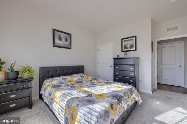 6132 DEBORAH DR, Spring Grove, PA 17362