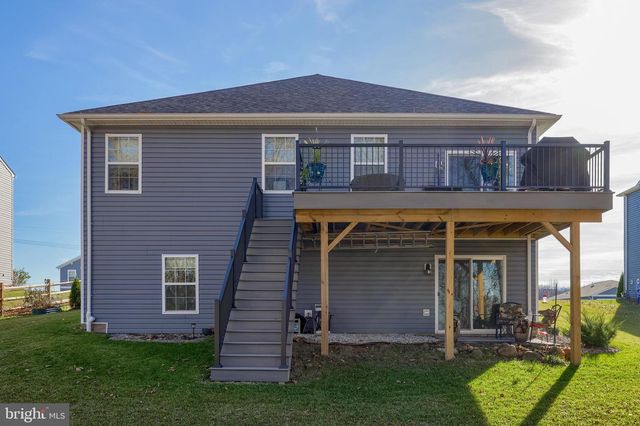 6132 DEBORAH DR, Spring Grove, PA 17362