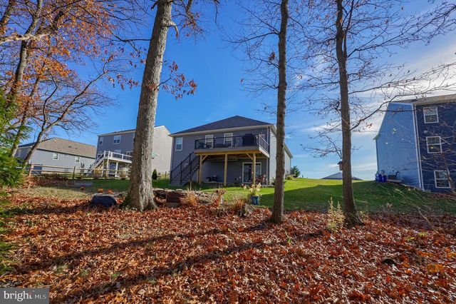 6132 DEBORAH DR, Spring Grove, PA 17362