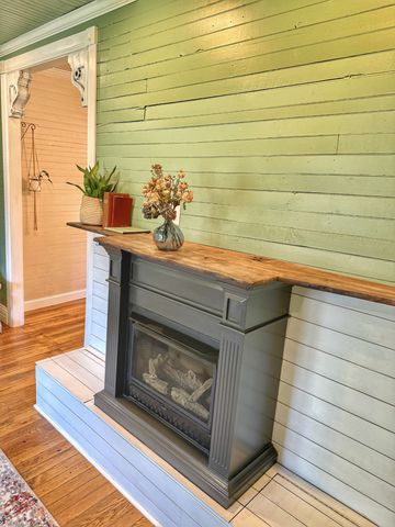 701 W 5th Street, Dickson, TN 37055