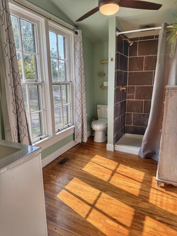 701 W 5th Street, Dickson, TN 37055