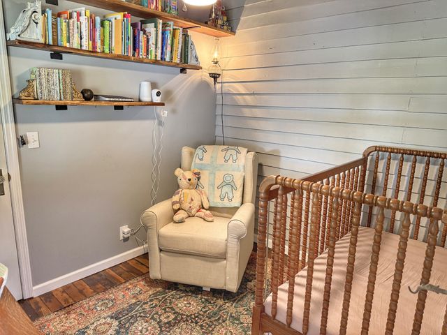 701 W 5th Street, Dickson, TN 37055