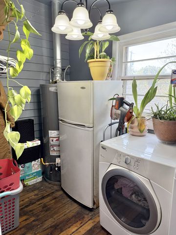 701 W 5th Street, Dickson, TN 37055