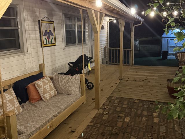 701 W 5th Street, Dickson, TN 37055