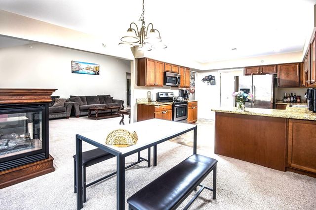 14225 Shadywood Drive, Sterling Heights, MI 48312