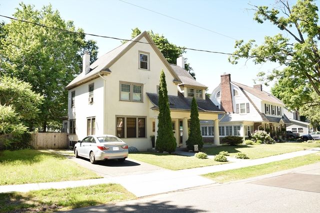 33 Stratford Terrace, Springfield, MA 01108