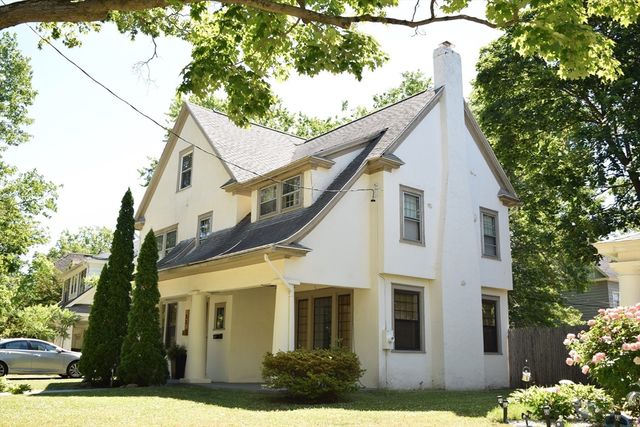 33 Stratford Terrace, Springfield, MA 01108