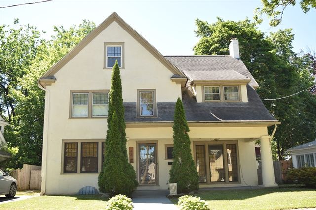 33 Stratford Terrace, Springfield, MA 01108