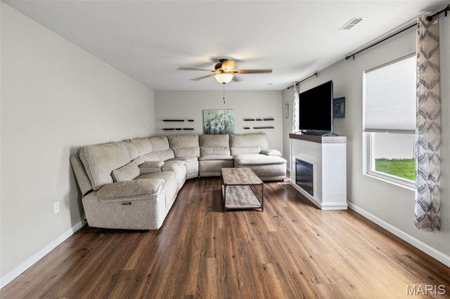 245 River Laurel Drive, Belleville, IL 62220