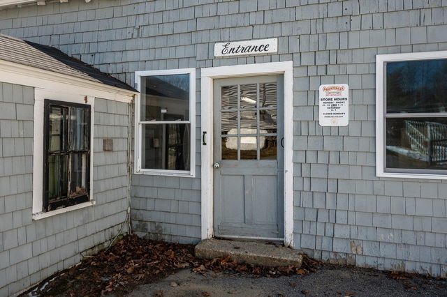 120 Exeter Road, Newfields, NH 03856