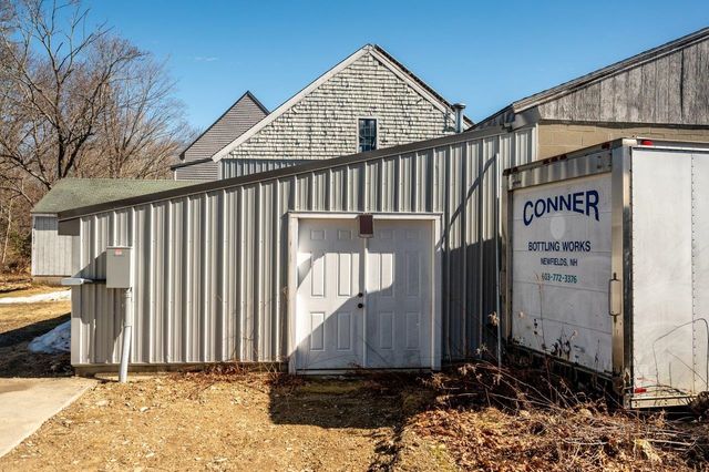 120 Exeter Road, Newfields, NH 03856