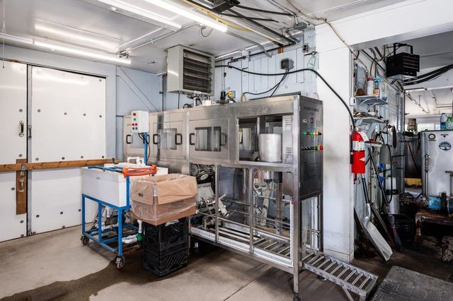 120 Exeter Road, Newfields, NH 03856